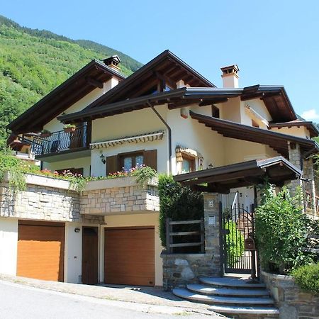 Villetta Nembra Эдоло Экстерьер фото